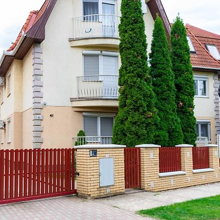 HSB Stúdió Hajdúszoboszló Exterior foto